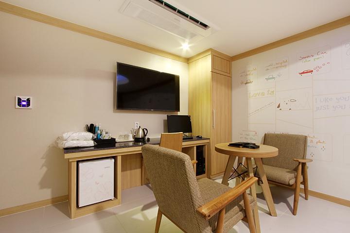 Suwon Orsay Business Hotel Extérieur photo